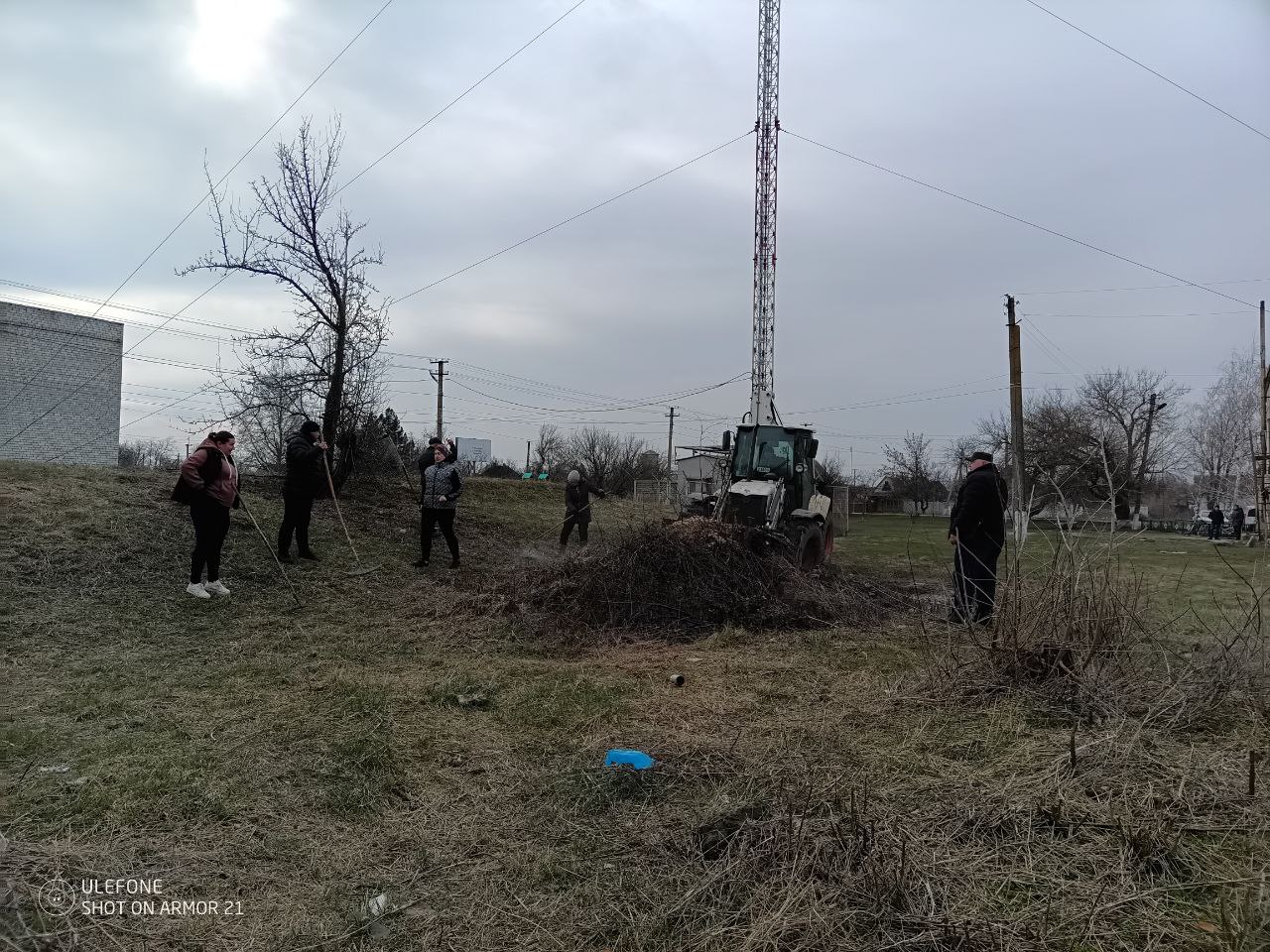 Команда Президента наводит порядок на территориях.