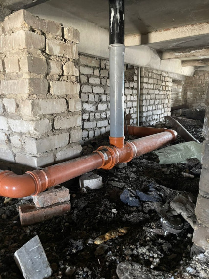 Единая Россия помогает. Единая Россия помогает.